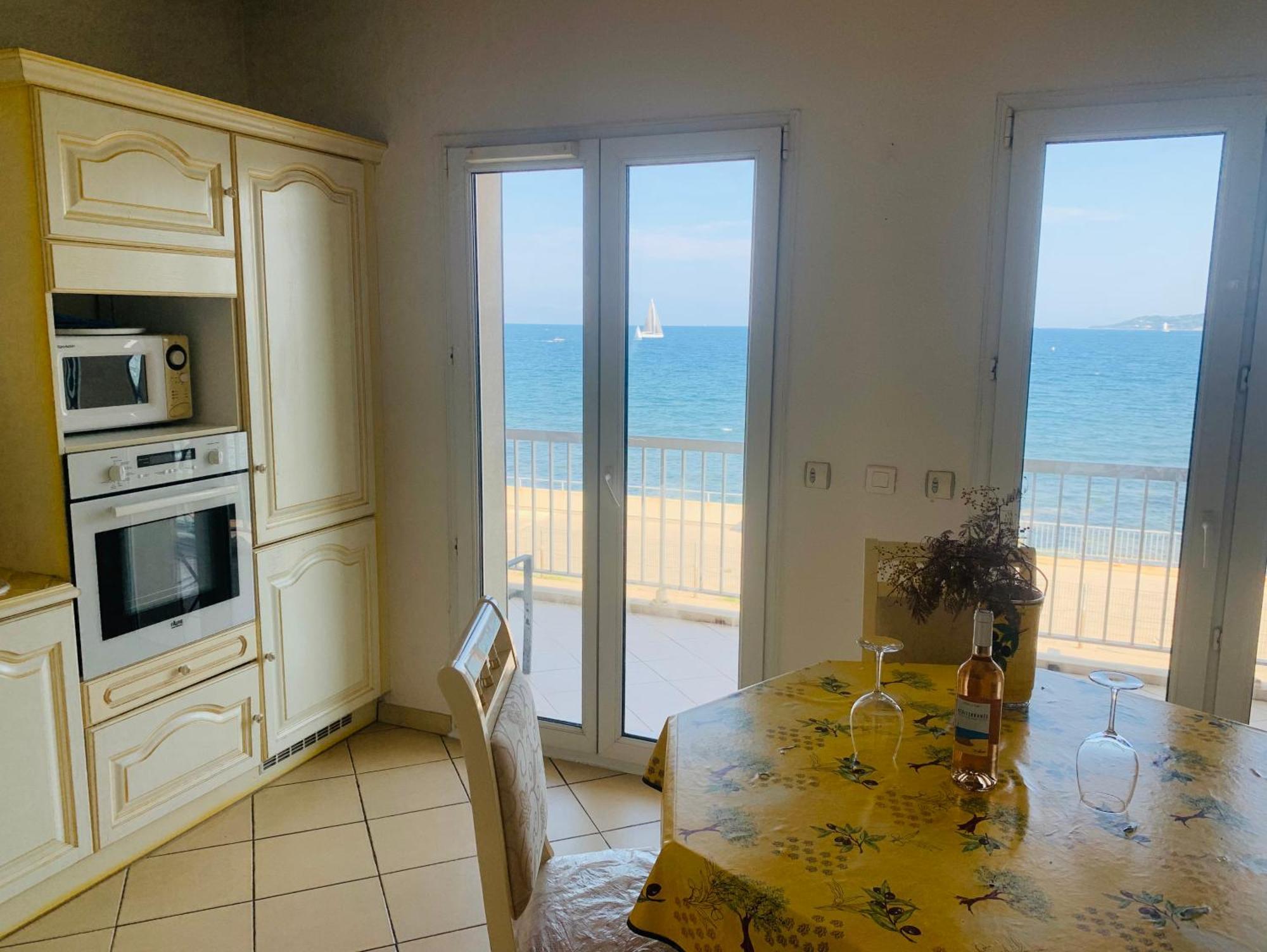 Le Latania Apartman Sainte-Maxime Kültér fotó